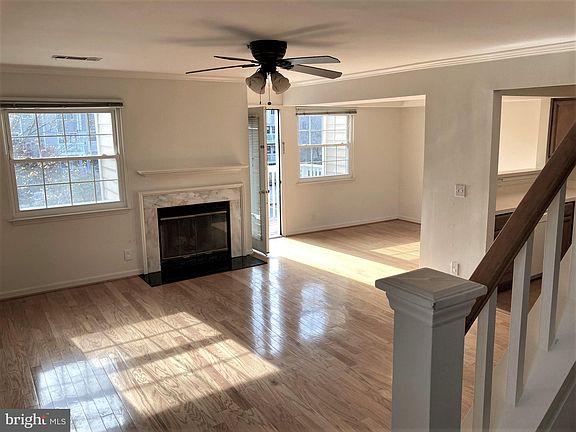 4th image of 5821 Inman Park Cir #912