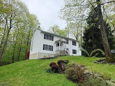 8 Cold Spring Dr, Highland Lakes, NJ, 07422