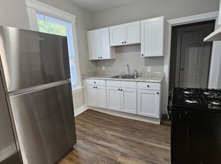 215 Blake St #4A, New Haven, CT 06515