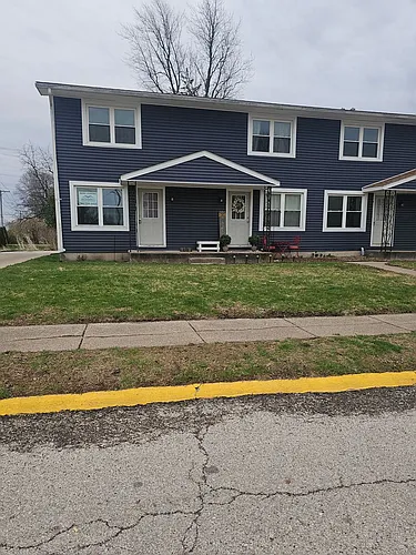 101 W Spring St Photo 1