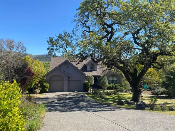 6271 Meadowstone Drive, Santa Rosa, CA 95409