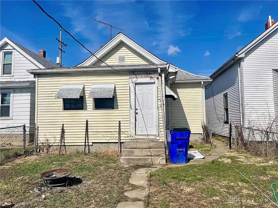 2nd image of 121 Webster Ave