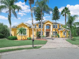 565 Whisper Woods Dr, Lakeland, FL 33813