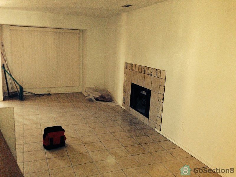 1st image of 1406 Old Jamestown Ct