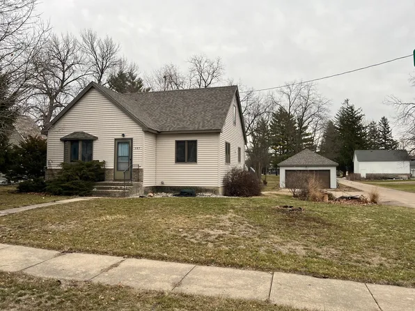 307 Evenson St, Emmons, MN 56029