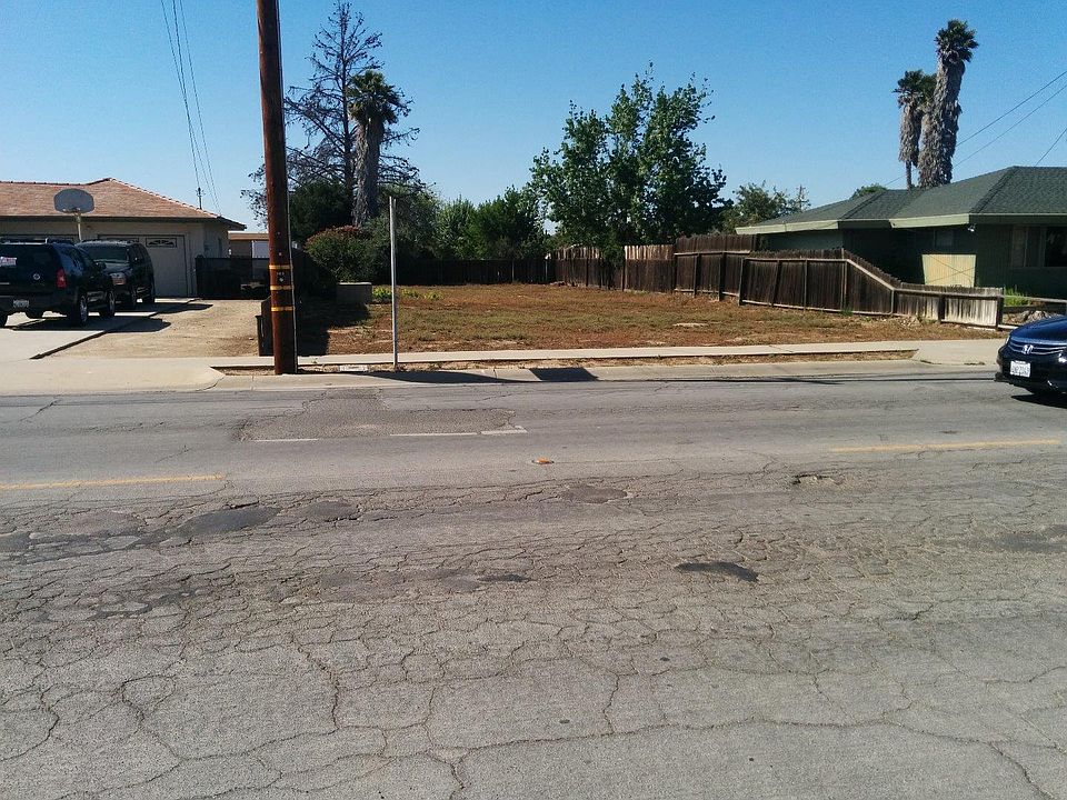 2nd image of 1112 Oak Ave