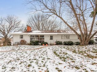 140 Faber Rd, Waterloo, IA 50701