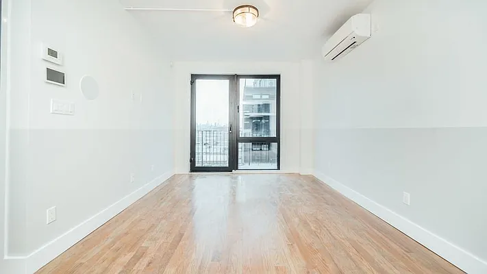 Rented by Nooklyn NYC LLC | media 88