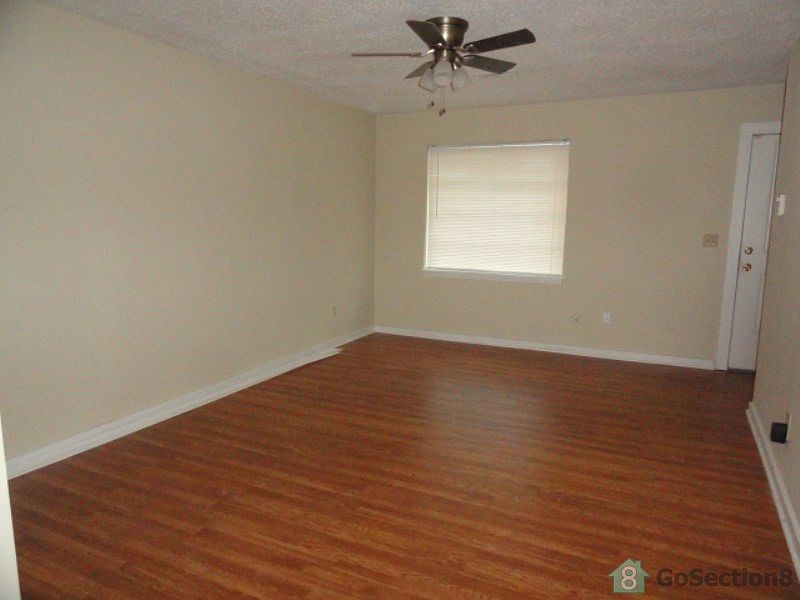 1st image of 104 Brookwood Dr #A