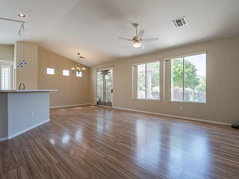 7602 W Starry Night Ln — Photo 8