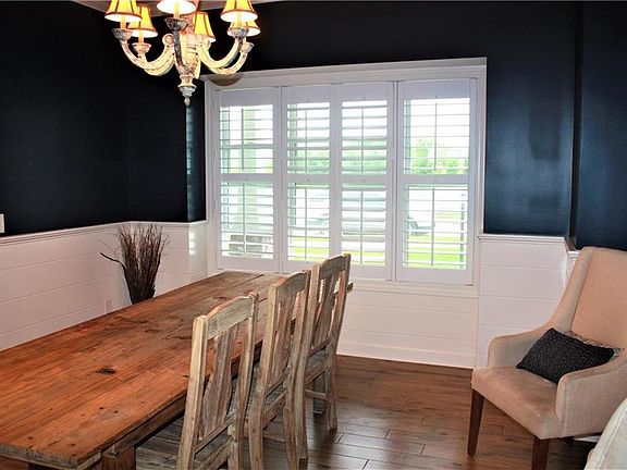 Formal dining