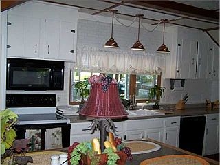 3rd image of 2078 Hanlon Dr