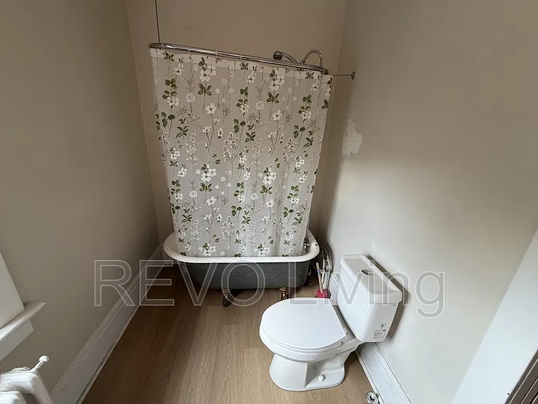 5 Centre St #ST4 — Photo 6