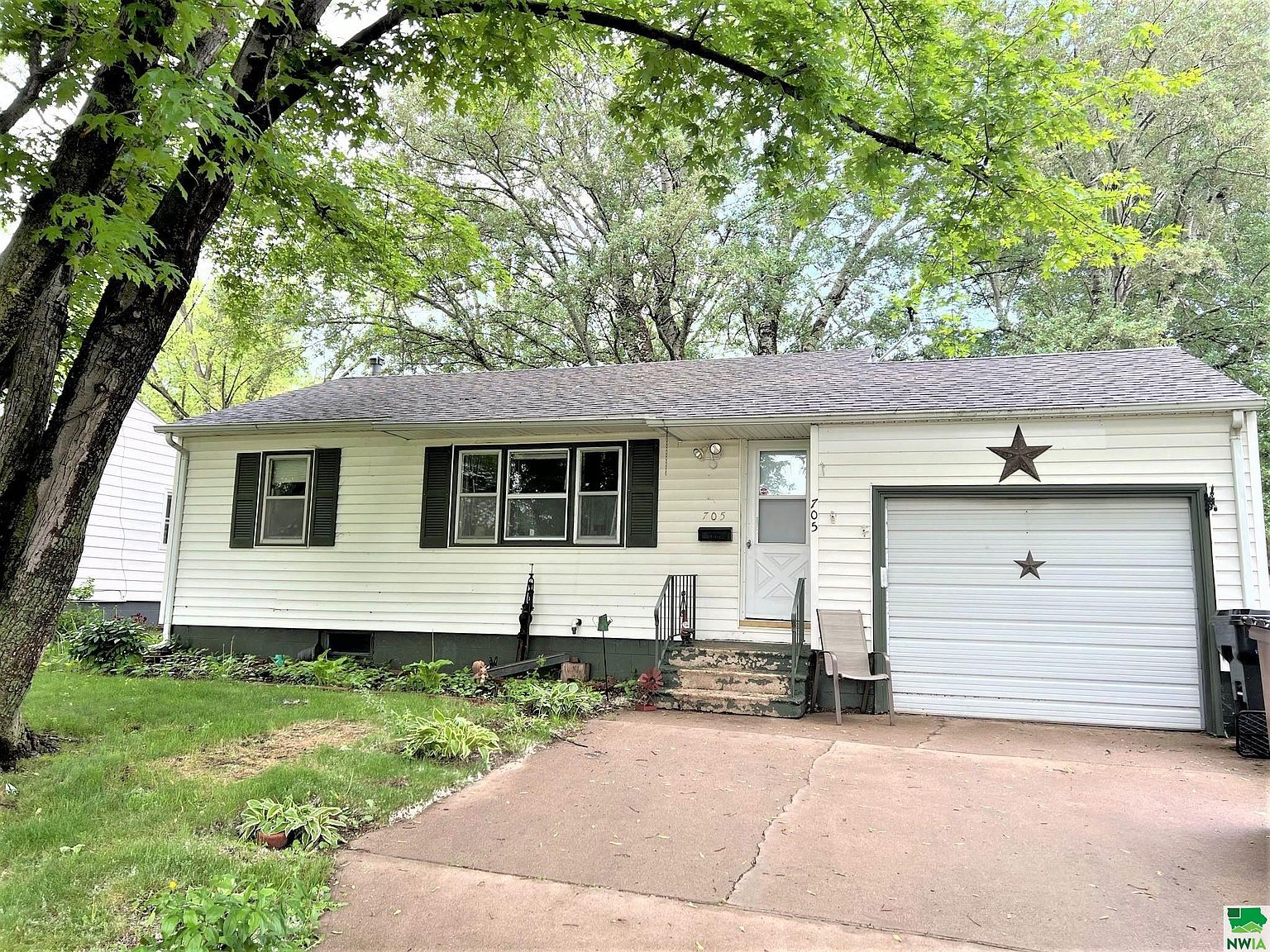 705 S Marshall St, Rock Rapids, IA 51246 Zillow