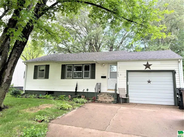 705 S Marshall St, Rock Rapids, IA 51246