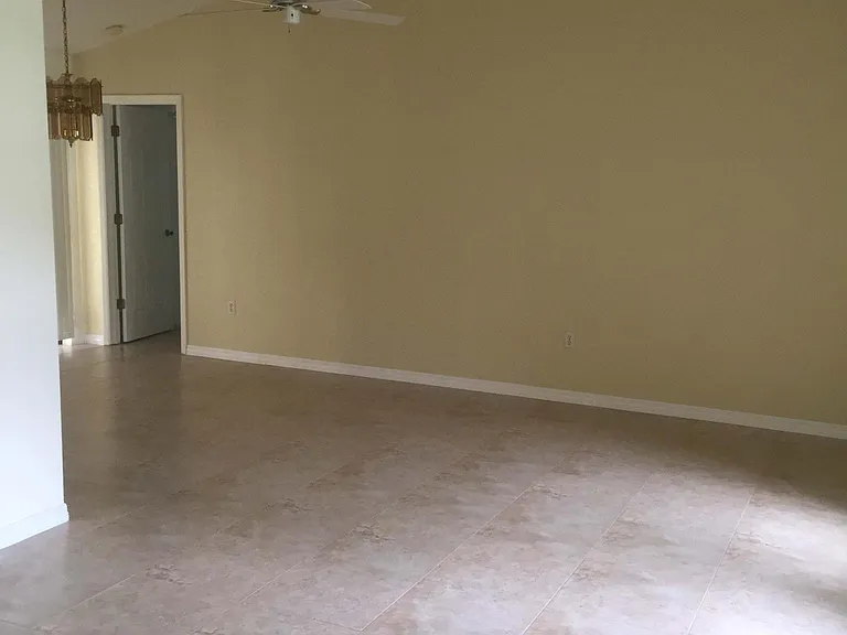 23209 Blackwell Ave — Photo 13