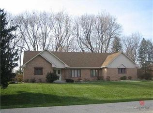 61 Ridgeway Dr, Brownsburg, IN 46112