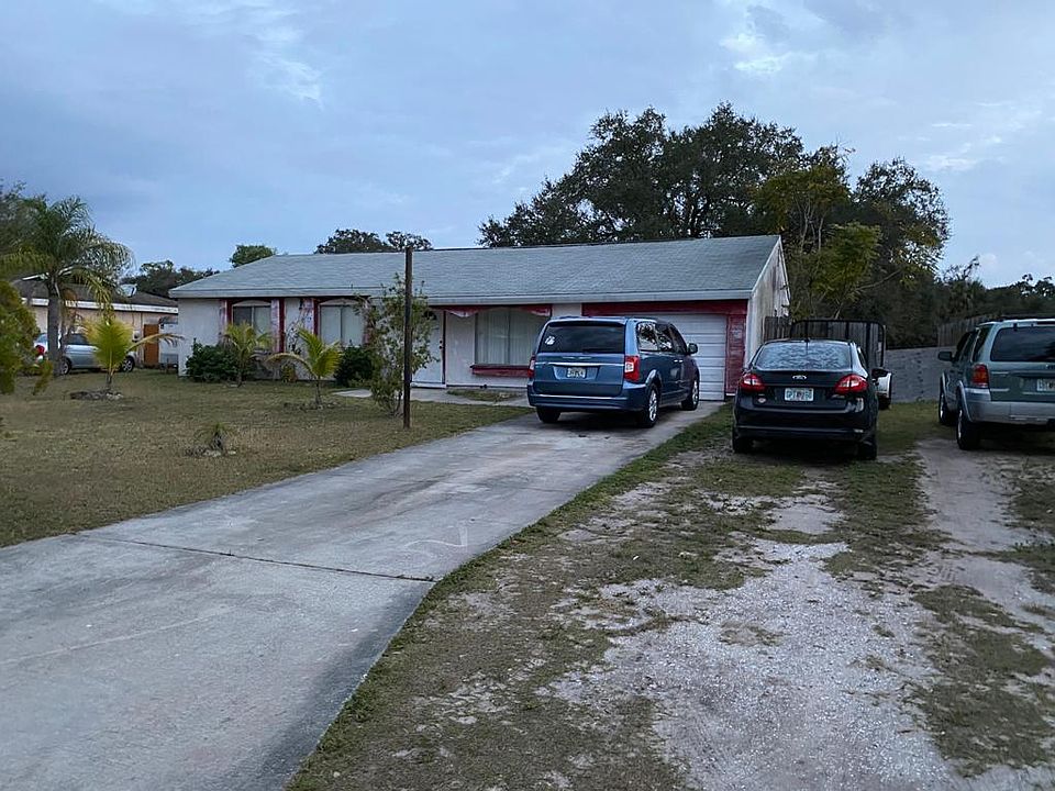 1st image of 4077 S Edgewater Cir