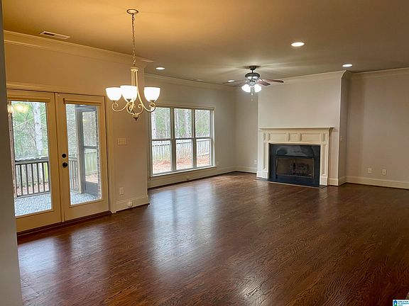 4th image of 771 Highland Manor Ct