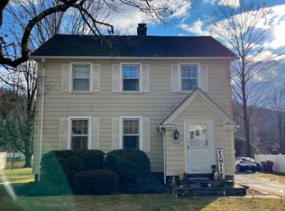 1435 New Haven Rd, Naugatuck, CT 06770