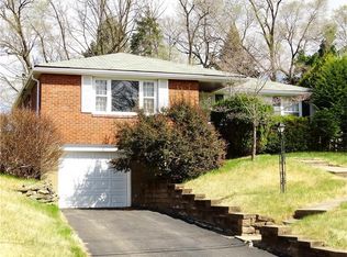 421 Barry Dr, Pittsburgh, PA