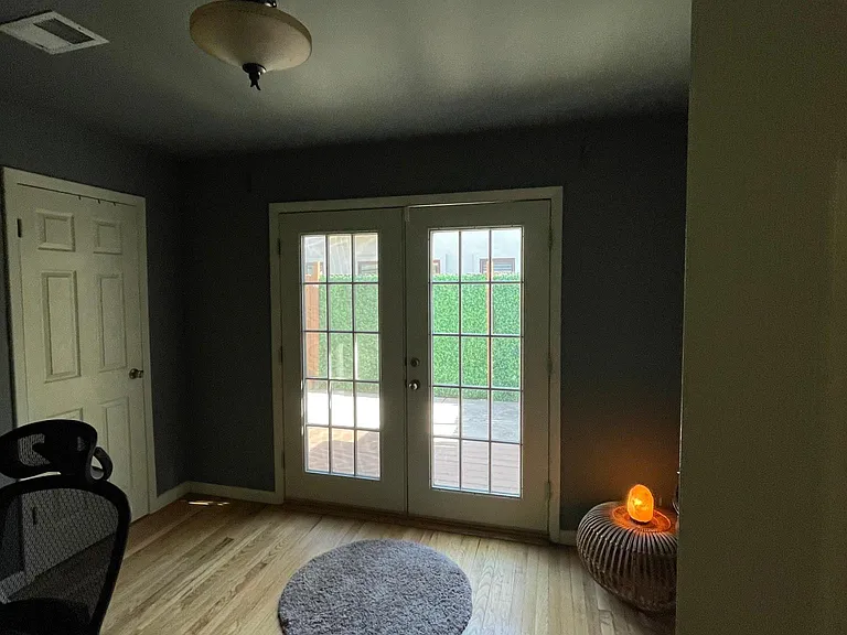 1610 S Monroe St — Photo 24