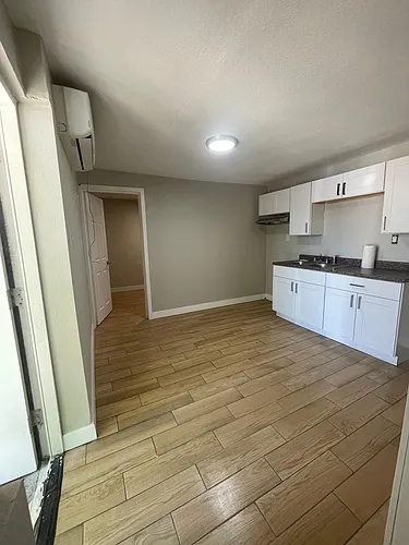 2341 W Yuma St #2 Photo 1