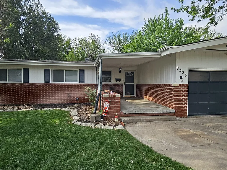 8325 E Indianapolis St — Photo 3