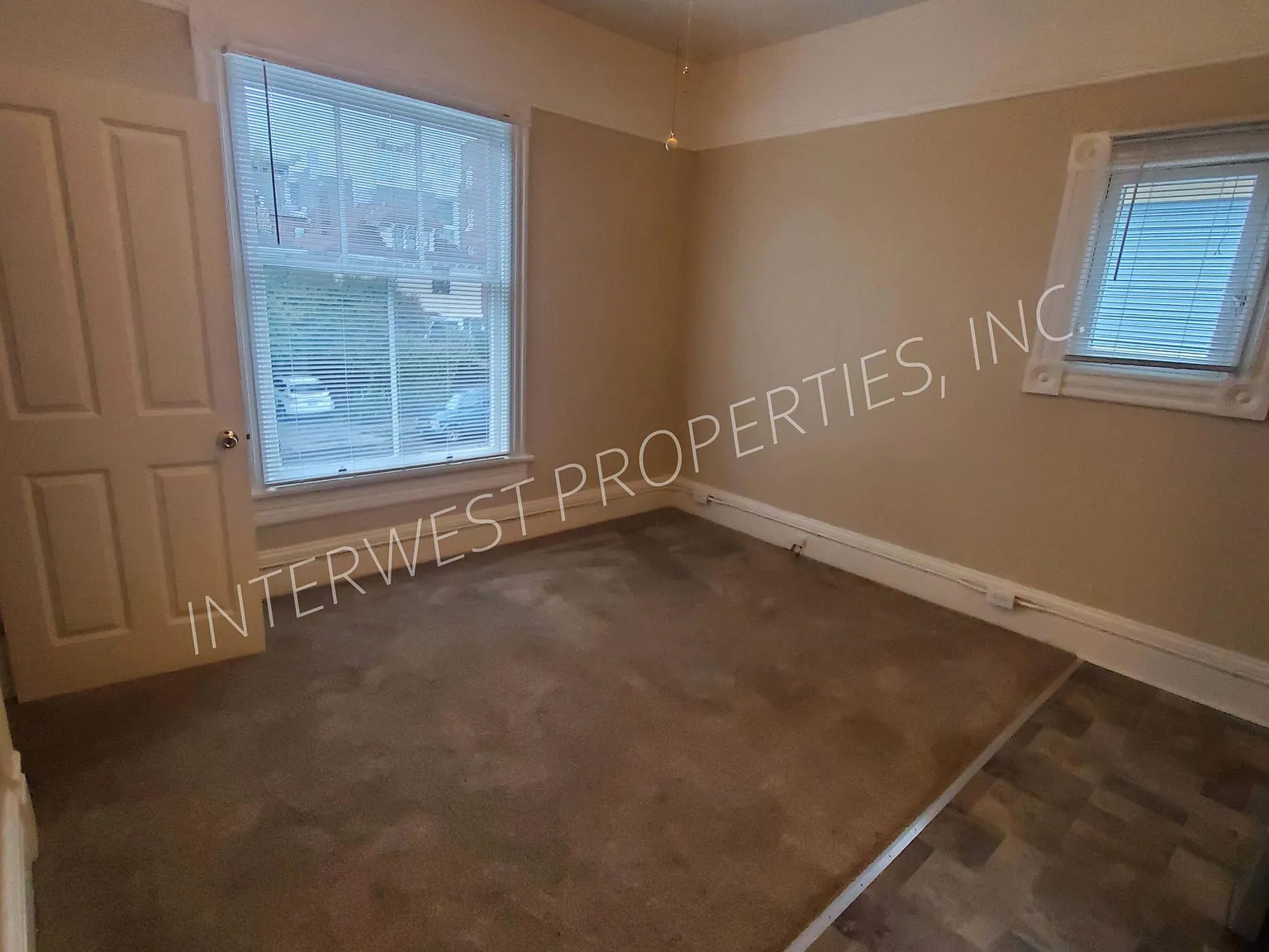 Studio, 168 sqft, $825 — Photo 2