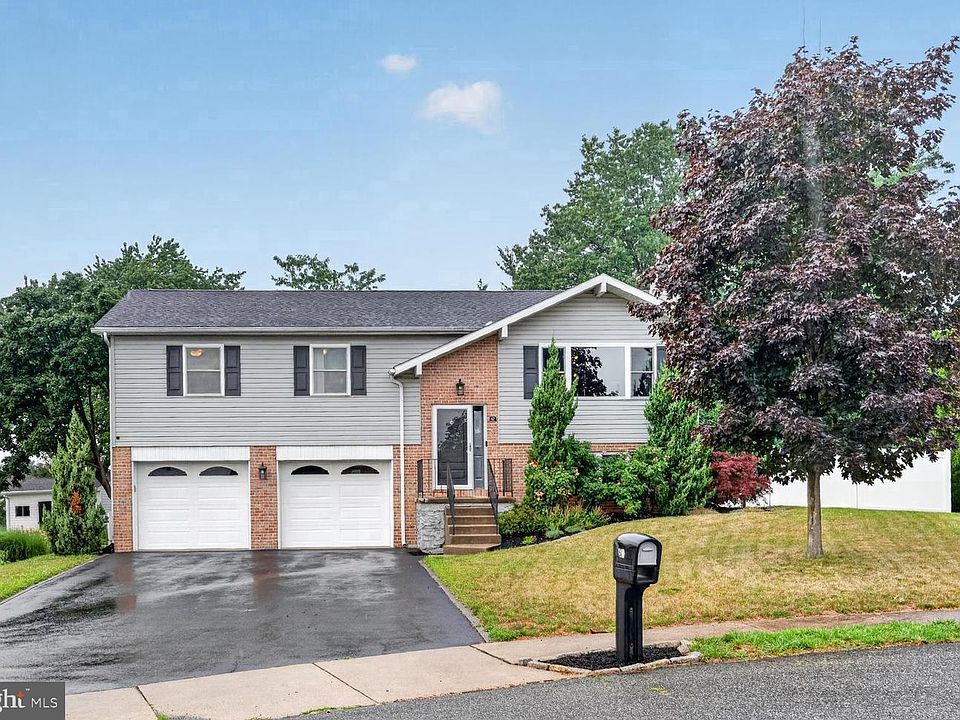 1st image of 62 Taylor Ct