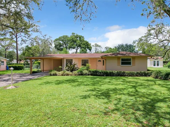 8714 W Lanway Dr, Tampa, FL 33637
