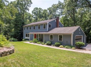 20 Washbrook Rd, Newtown, CT 06470