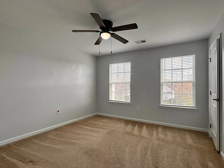 145 Holly Hill Dr — Photo 41