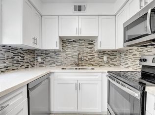 21 Brittany A #A, Delray Beach, FL 33446