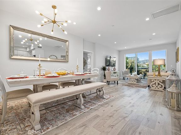 5th image of 5820 La Mirada Ave #401