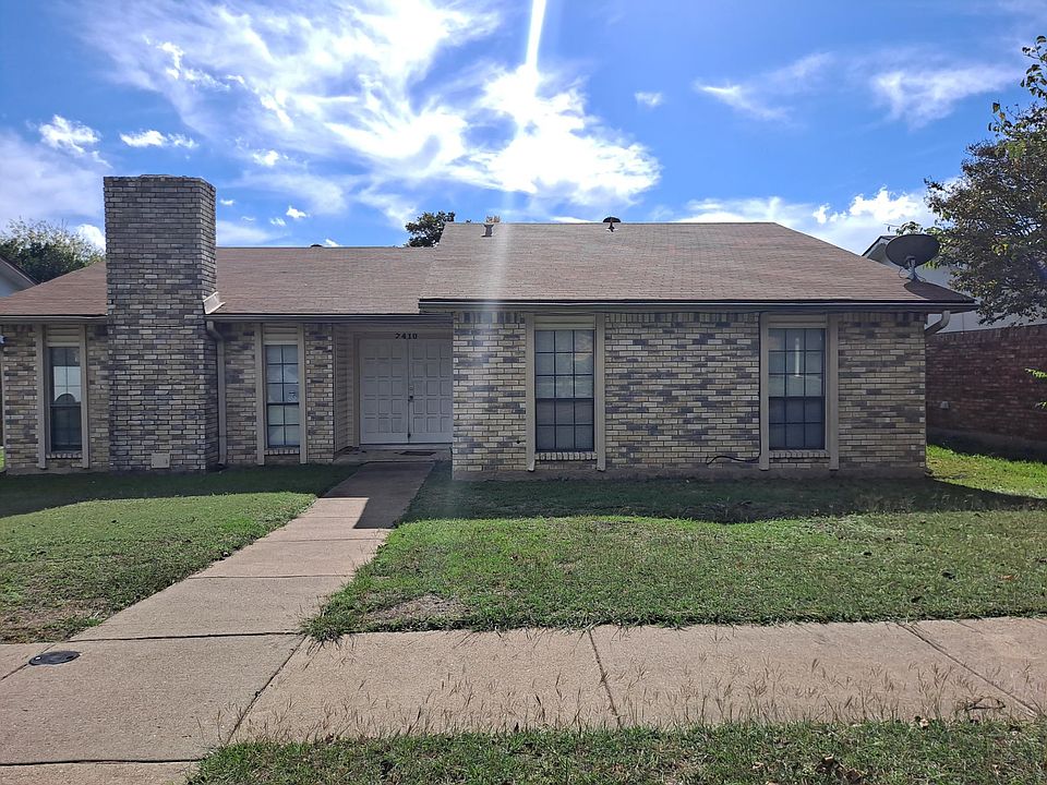 1st image of 7410 Oakmore Dr