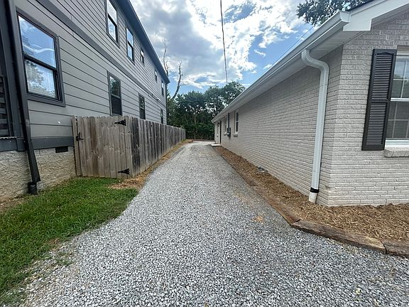 4th image of 1315 Jones Ave Unit B