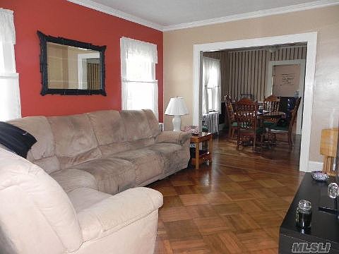 5th image of 4 Woodlawn Pl
