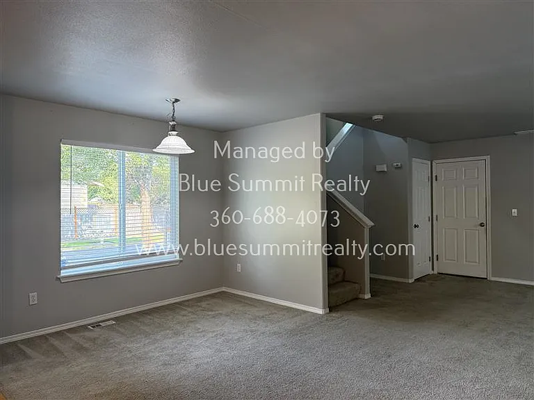 5220 Balustrade Blvd SE — Photo 4