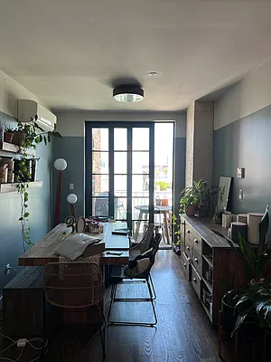 Rented by MySpaceNYC | media 45