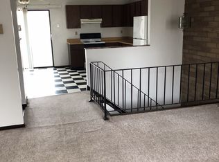 1410 Summit St APT 6, Pittsburgh, PA 15221