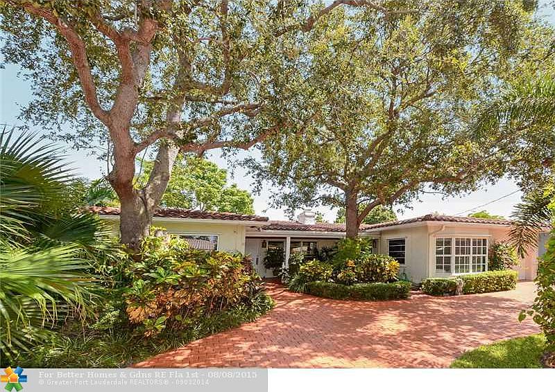 1st image of 1753 Poinsettia Dr