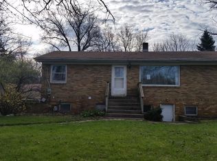 6311 Forest Hills Rd, Rockford, IL 61114