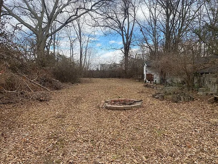 320 Elberta St #A — Photo 15