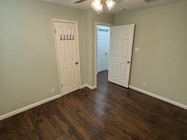 115 Plainview Dr — Photo 9