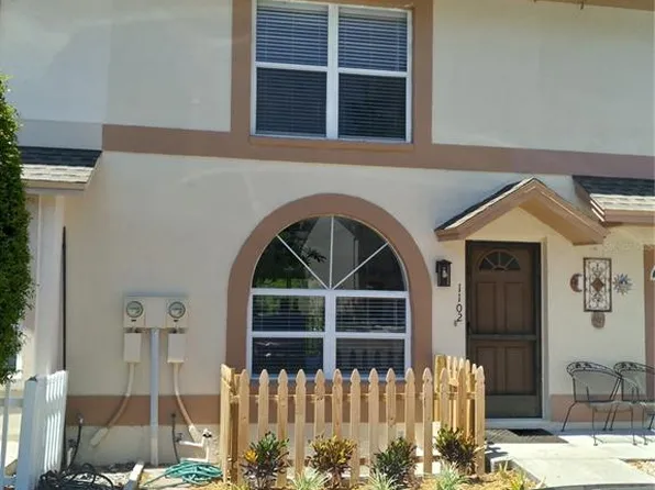 1102 Brigadoon Dr, Clearwater, FL 33759
