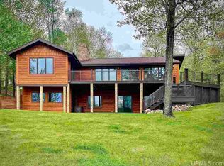 3837 E Shore Rd, Florence, WI 54121