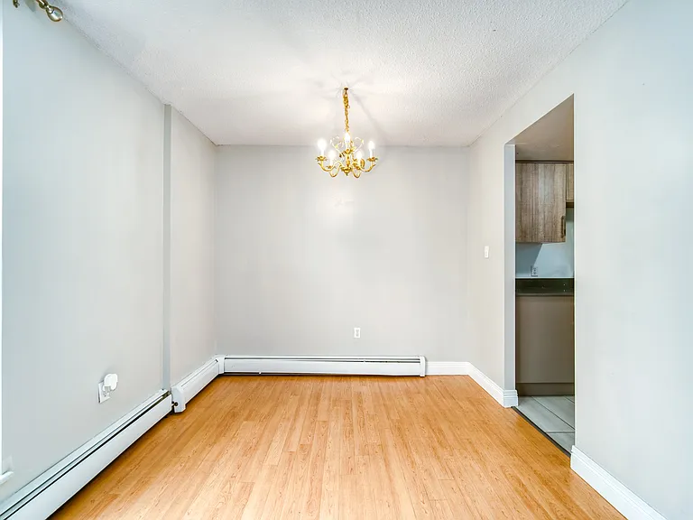 1157 Tower Rd — Photo 21