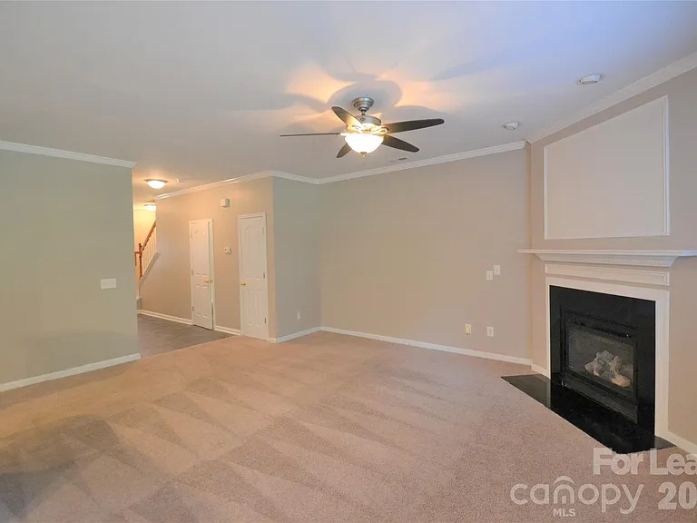 16512 Kettlewell Ln — Photo 5