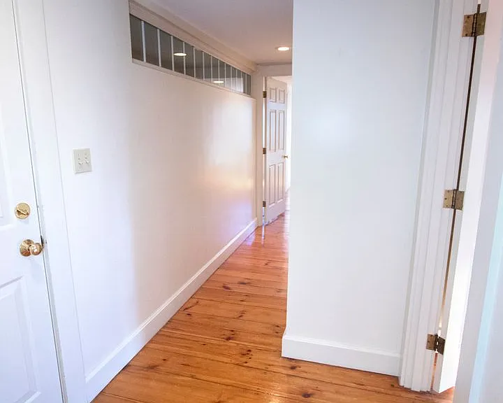 728 Central — Photo 12